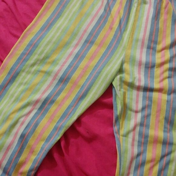 Free pj Shirt and pant - Picture 7 of 11